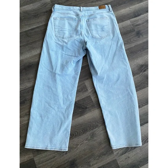 AMERICAN EAGLE Pearl Embellished Stovepipe Jeans - Picture 6 of 8